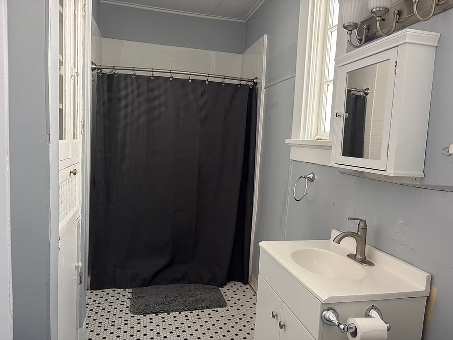 Furnished Finder property 1025488_1 photo 4