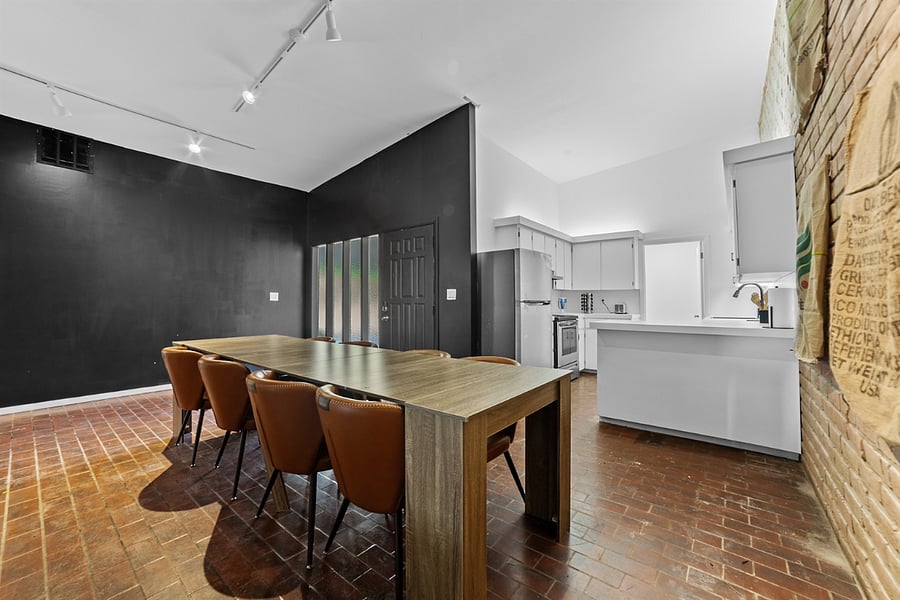 Furnished Finder property 1025493_1 photo 8