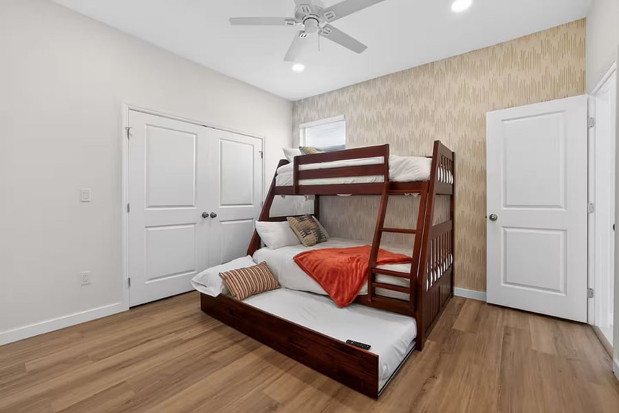 Furnished Finder property 1025528_1 photo 16