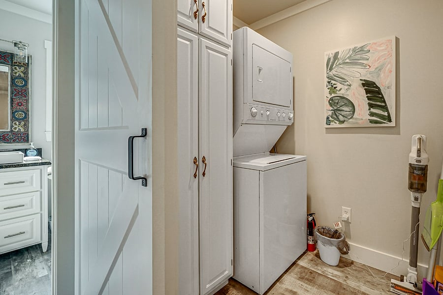 Furnished Finder property 1025559_1 photo 11