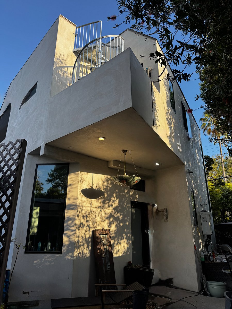 Furnished Finder property 1025571_1 photo 2