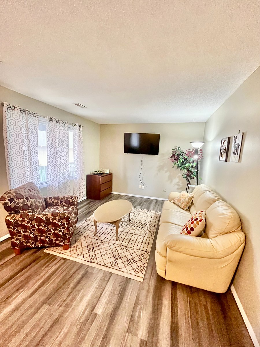 Furnished Finder property 1025578_1 photo 2