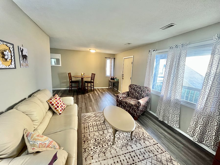 Furnished Finder property 1025578_2 photo 3