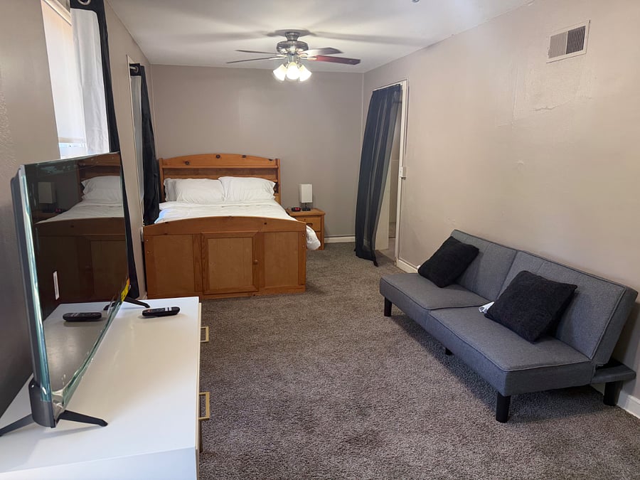 Furnished Finder property 1025590_1 photo 3