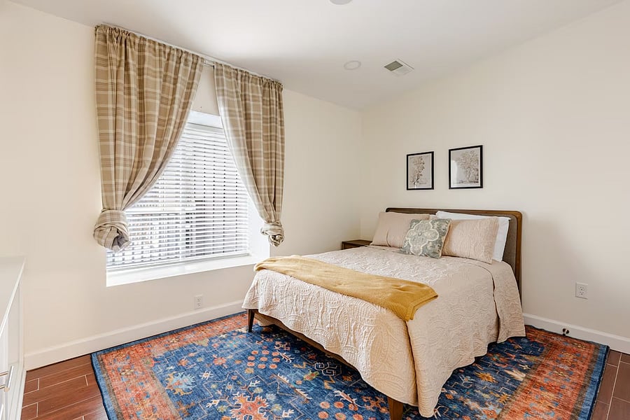 Furnished Finder property 1025662_1 photo 25