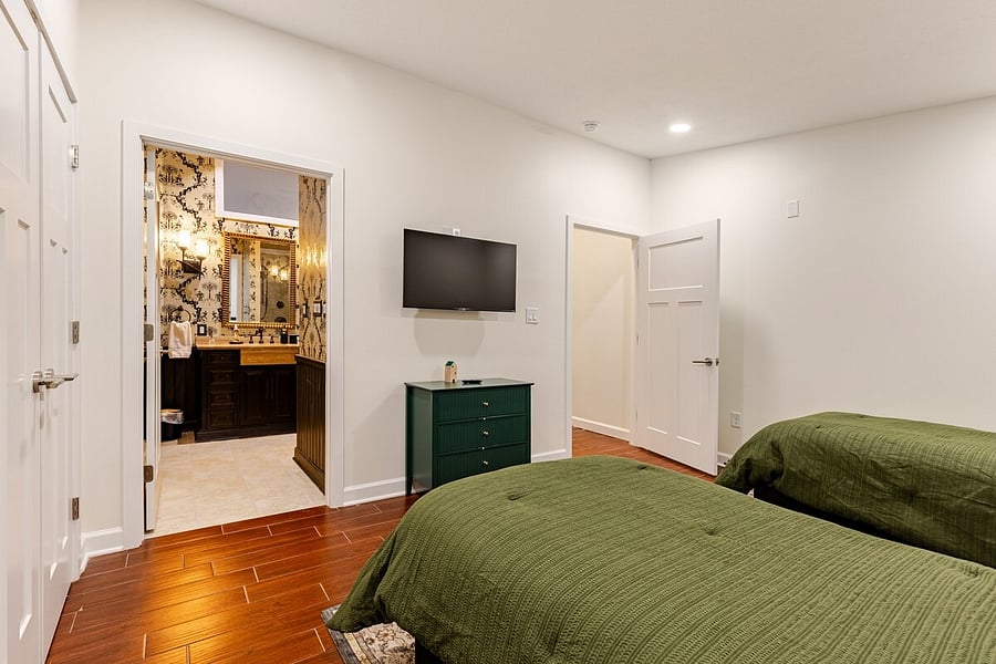Furnished Finder property 1025662_1 photo 29