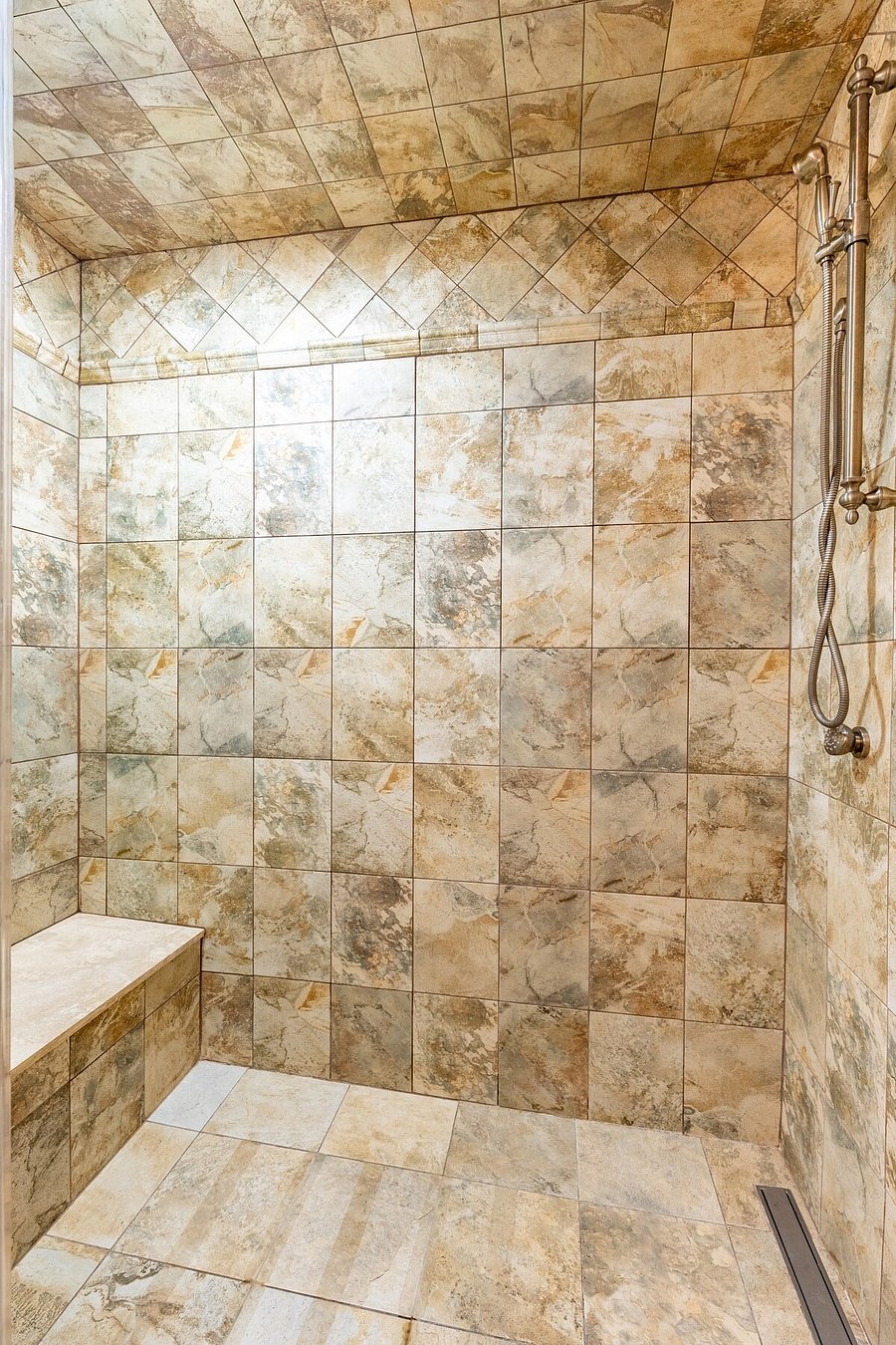 Furnished Finder property 1025662_1 photo 34