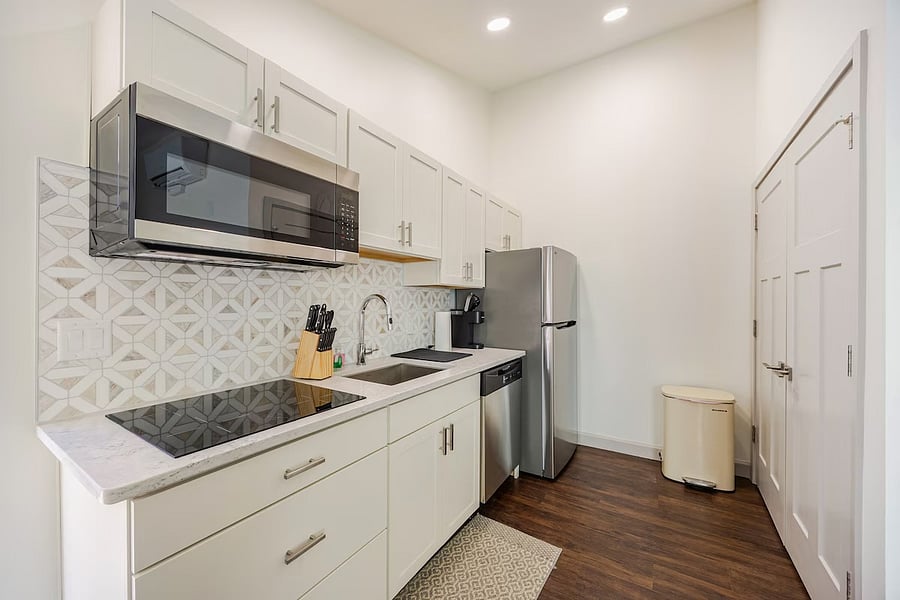 Furnished Finder property 1025663_1 photo 2