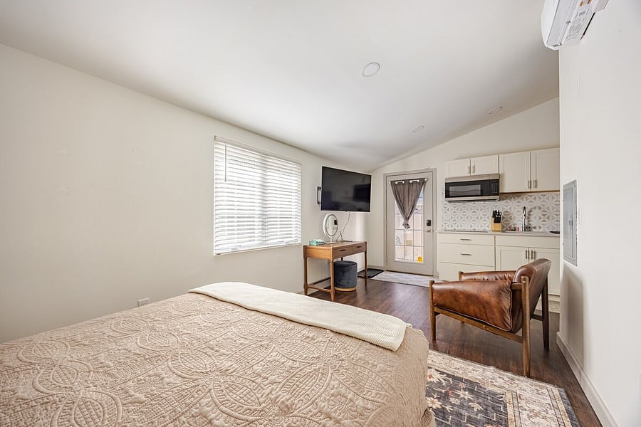 Furnished Finder property 1025663_1 photo 5