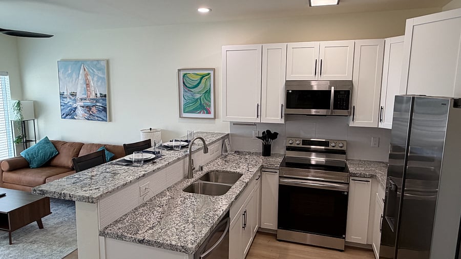 Furnished Finder property 1025677_1 photo 2
