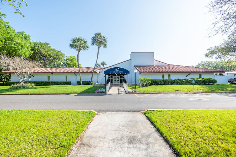 Clubhouse with classes like yoga and kickboxing