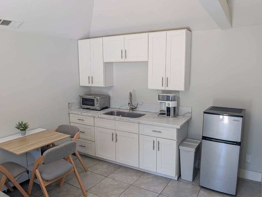 Furnished Finder property 1025696_1 photo 3