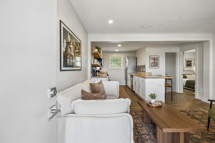 Furnished Finder property 1025699_1 photo 8