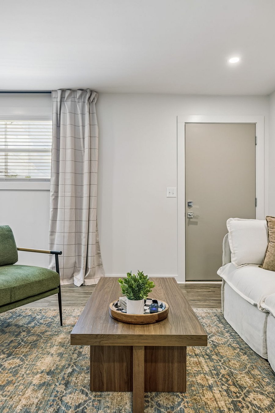 Furnished Finder property 1025699_1 photo 17