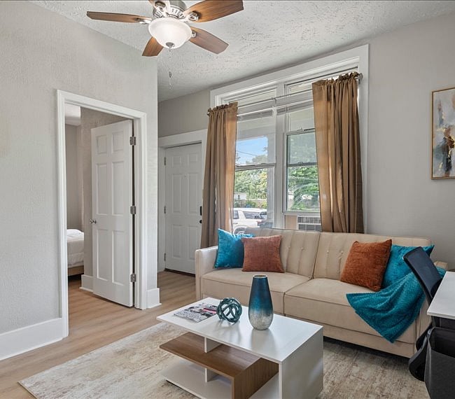 Furnished Finder property 1025700_1 photo 15