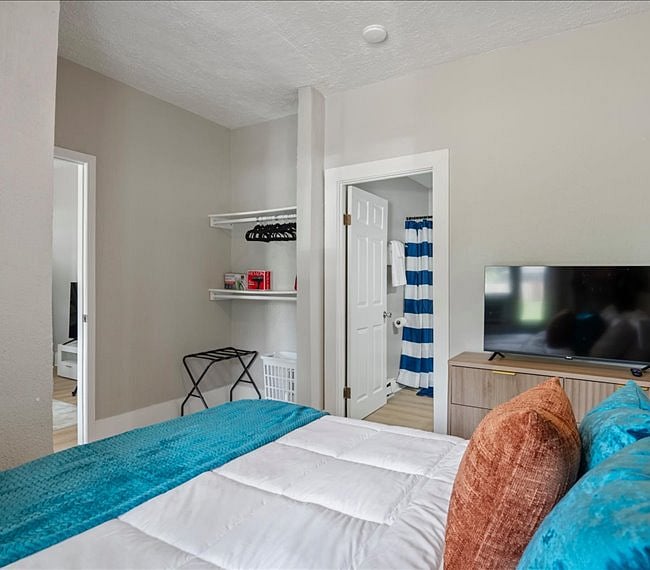 Furnished Finder property 1025700_1 photo 9