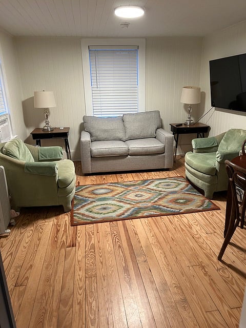 Living room
New smart tv