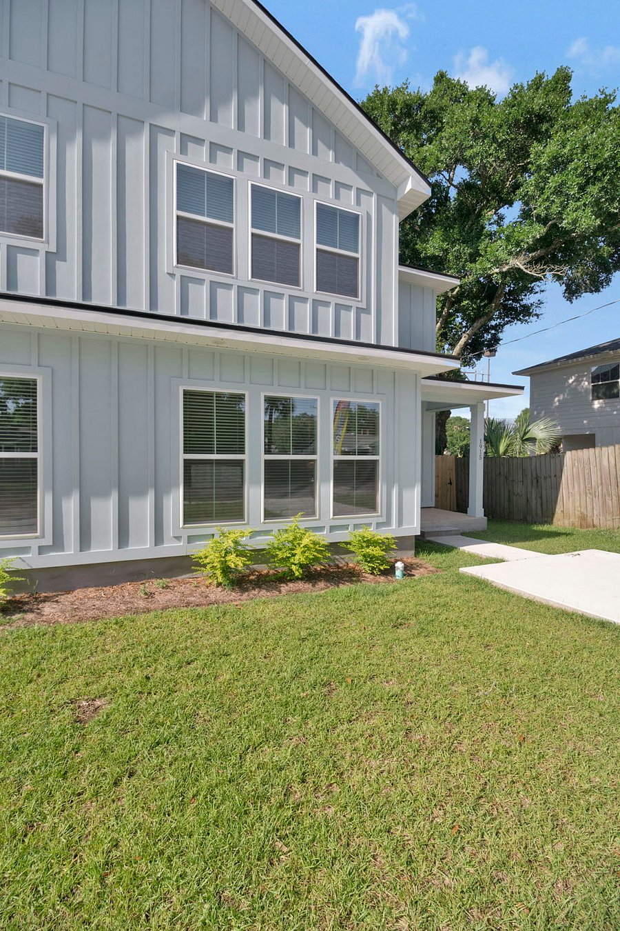 Furnished Finder property 1025711_1 photo 2