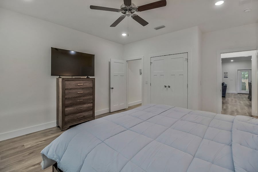 Furnished Finder property 1025711_1 photo 25