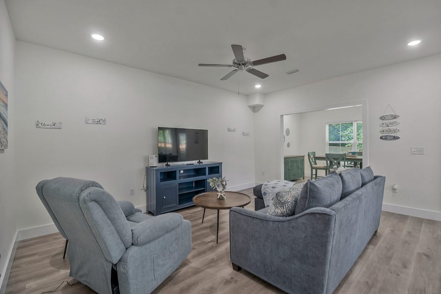 Furnished Finder property 1025711_1 photo 35