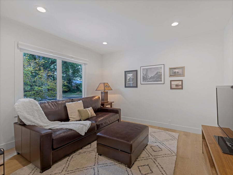Furnished Finder property 1025714_1 photo 4
