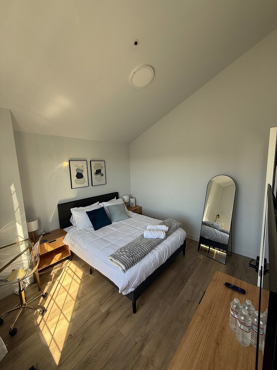 Furnished Finder property 1025718_1 photo 31