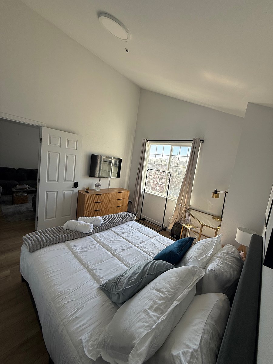 Furnished Finder property 1025718_1 photo 32