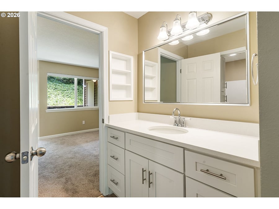 Furnished Finder property 1025751_1 photo 8