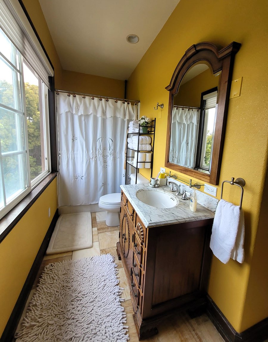 Furnished Finder property 1025775_1 photo 18