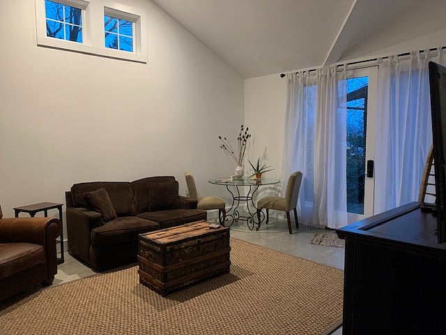 Furnished Finder property 1025779_1 photo 3