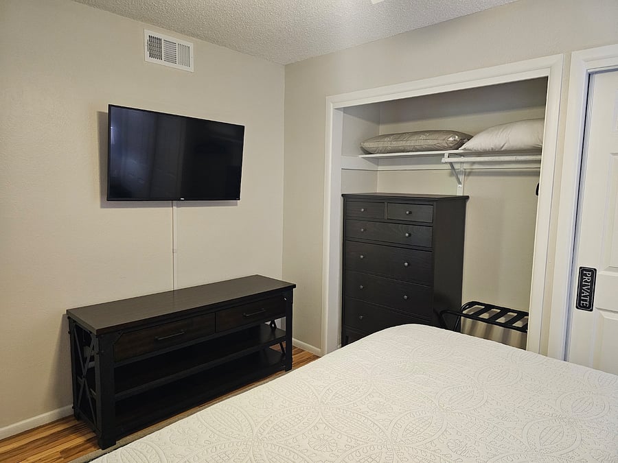 Furnished Finder property 1025782_1 photo 10