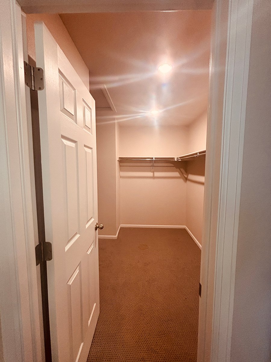 Furnished Finder property 1025807_1 photo 17
