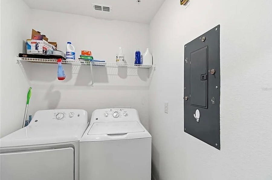 Furnished Finder property 1025811_1 photo 16