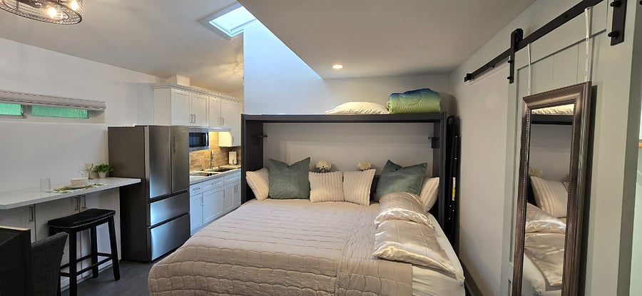 Queen Size Bed with Luxurious Mattress plus Topper