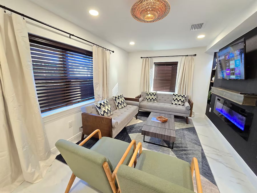 Furnished Finder property 1025817_1 photo 2