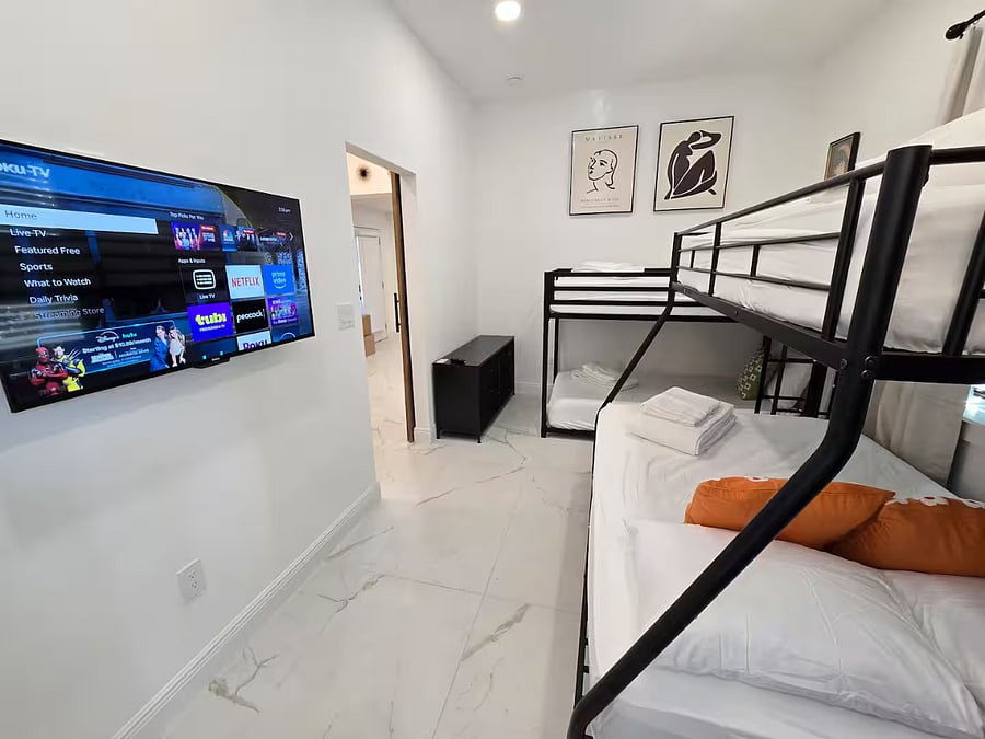 Furnished Finder property 1025817_1 photo 23