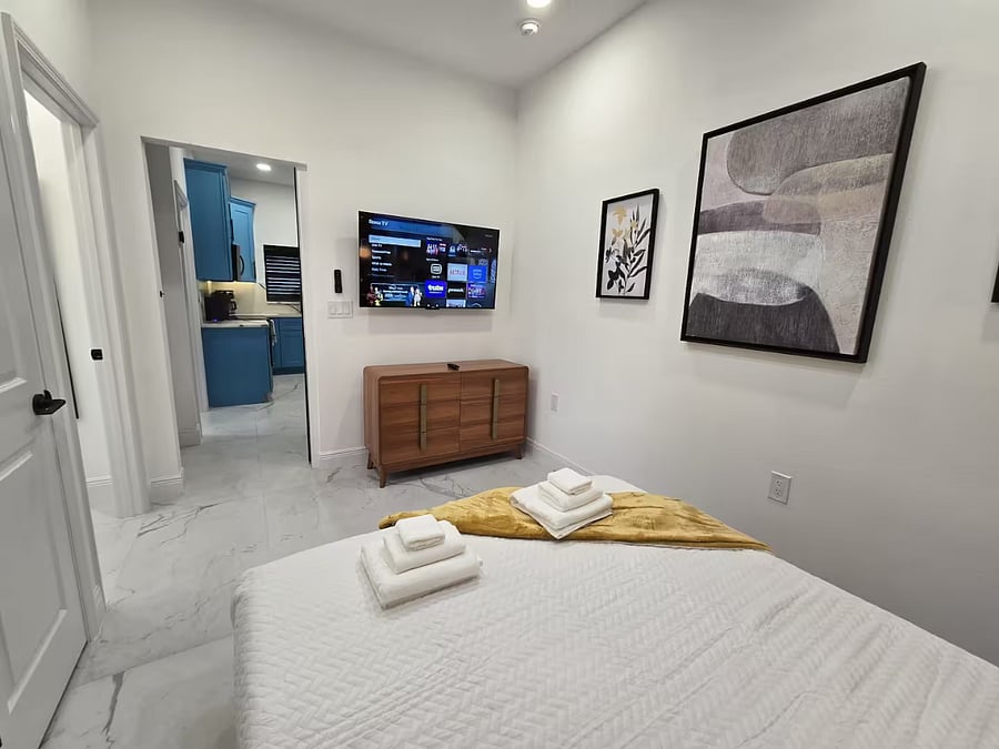 Furnished Finder property 1025817_1 photo 24