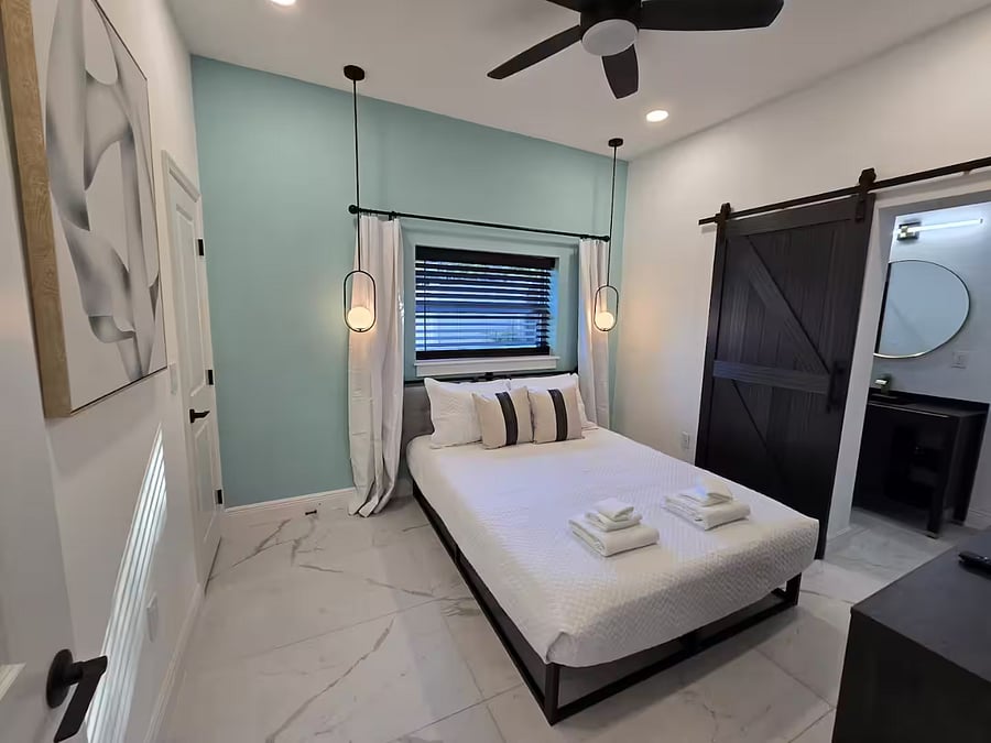 Furnished Finder property 1025817_1 photo 25