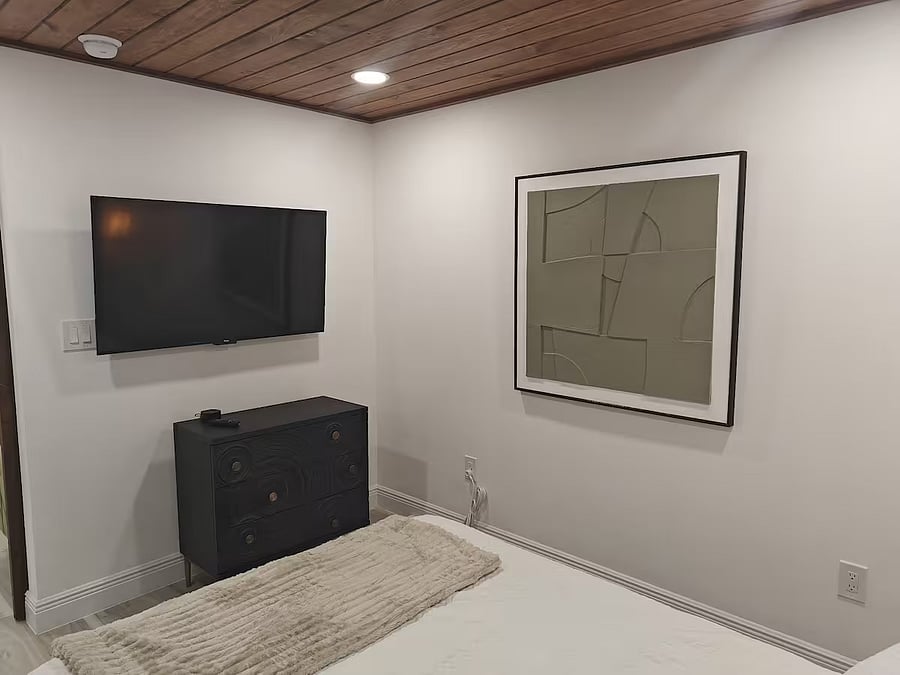 Furnished Finder property 1025817_3 photo 9