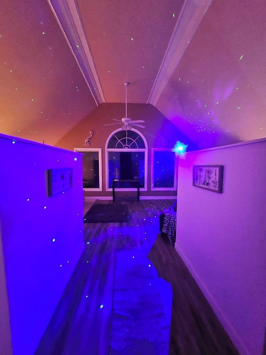 Furnished Finder property 1025838_1 photo 15