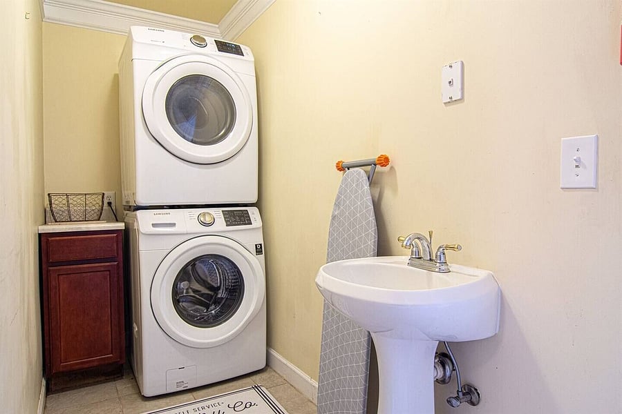 Furnished Finder property 1025838_1 photo 21