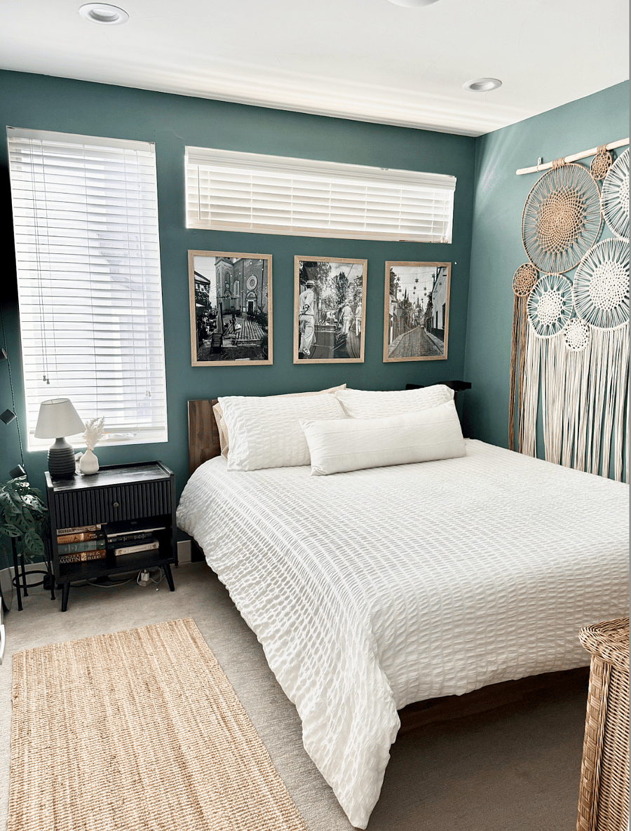 Master bedroom king bed