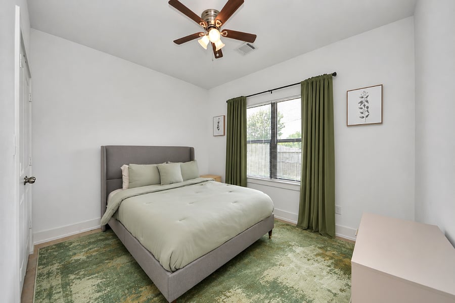 Furnished Finder property 1025857_1 photo 3