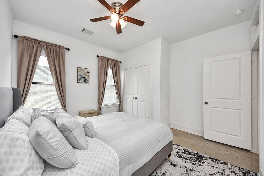 Furnished Finder property 1025857_1 photo 4