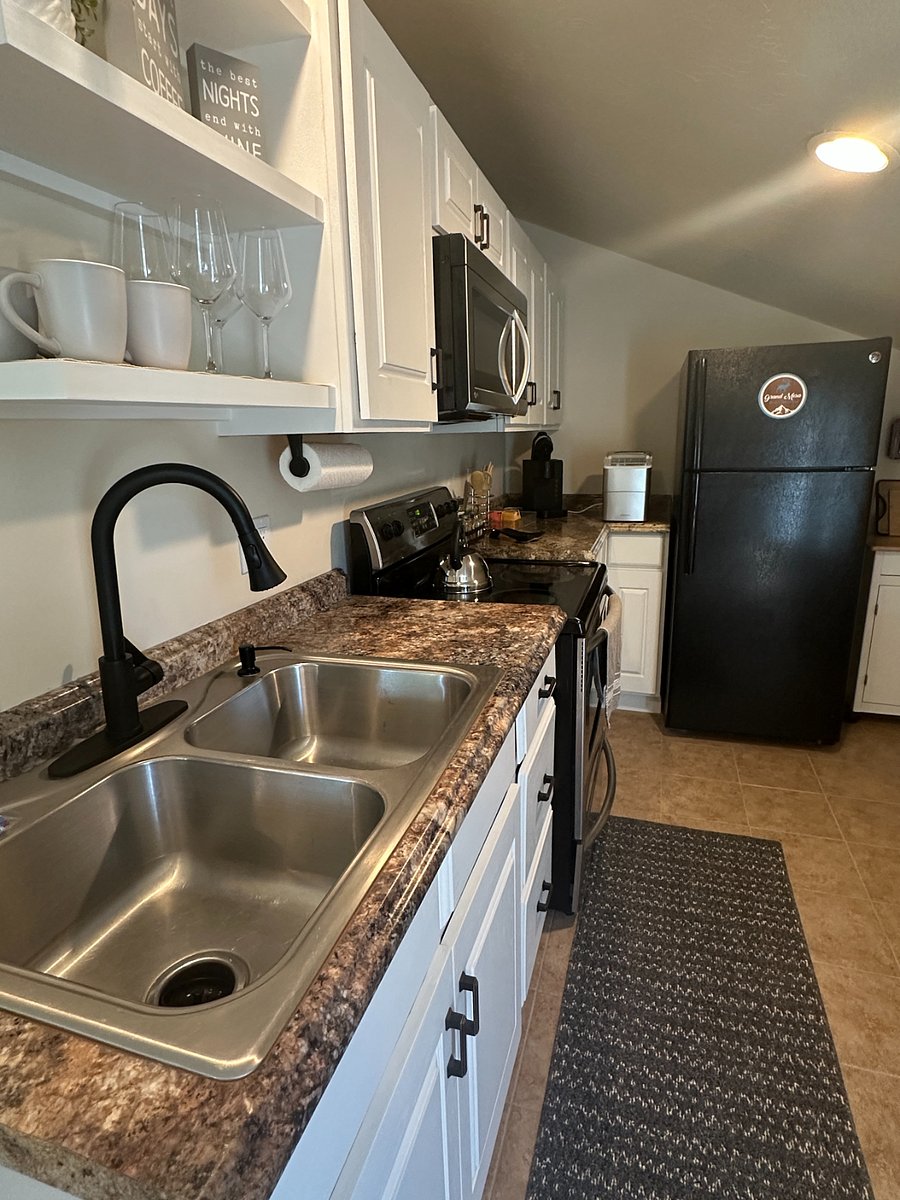 Furnished Finder property 1025867_1 photo 5