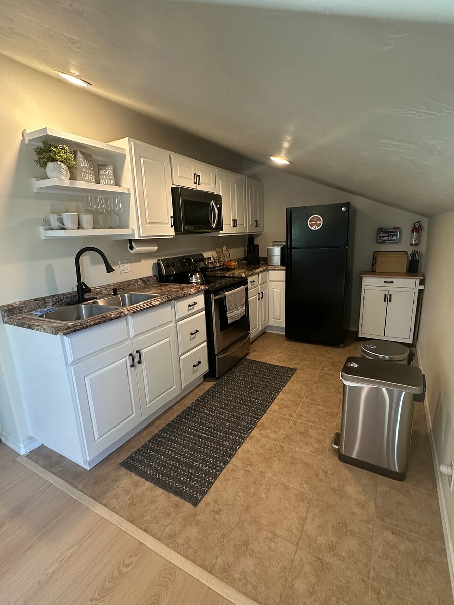 Furnished Finder property 1025867_1 photo 10