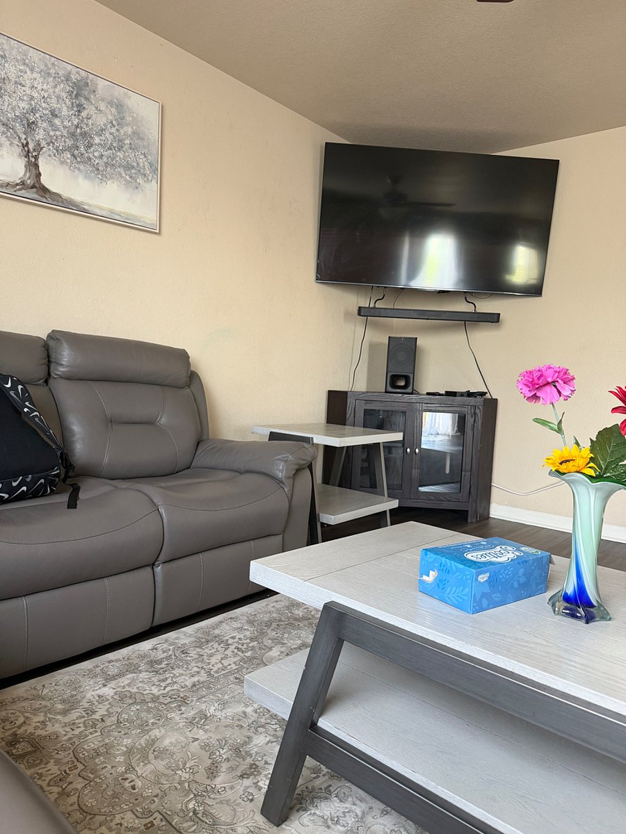 Furnished Finder property 1025872_1 photo 2
