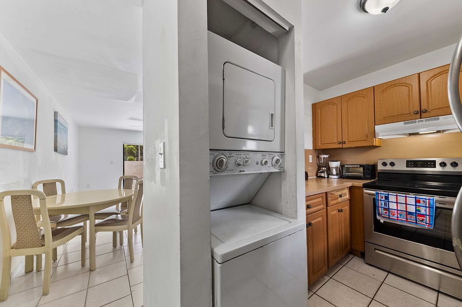 Furnished Finder property 1025878_1 photo 11