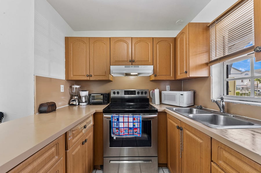 Furnished Finder property 1025878_1 photo 12