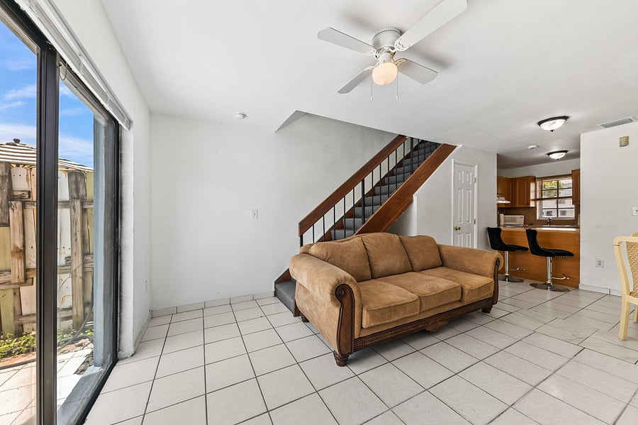 Furnished Finder property 1025878_1 photo 4